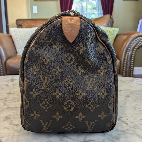 Louis Vuitton Monogram Canvas Speedy 30 - Picture 4 of 16